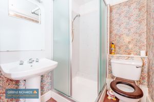 Farm - En-Suite- click for photo gallery